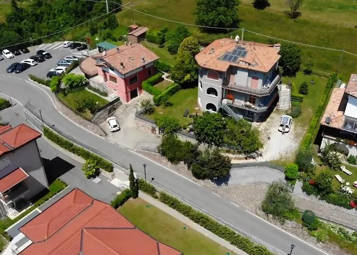 Vista Casa Demonti * 티날레
