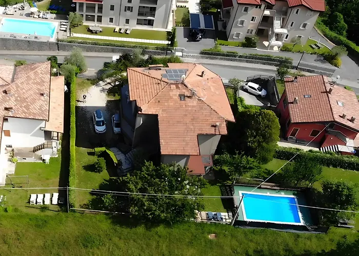 Vista Casa Demonti * 티날레